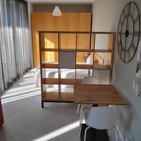 Gerenzano Apartments Esterno foto