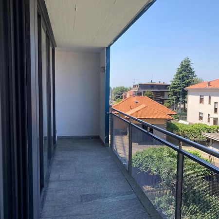 Gerenzano Apartments Esterno foto
